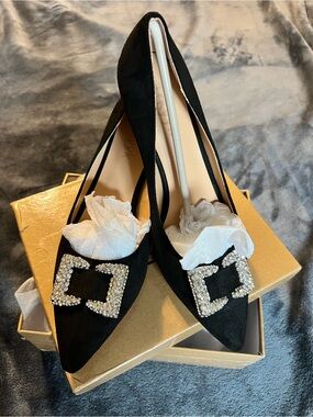 Black Pointed Toe Heels with Crystal Square Buckle